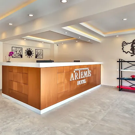 Otel Artemis 4*